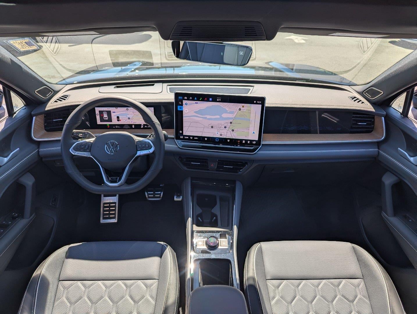 2026 Volkswagen Tiguan 2.0T SEL R-Line Turbo