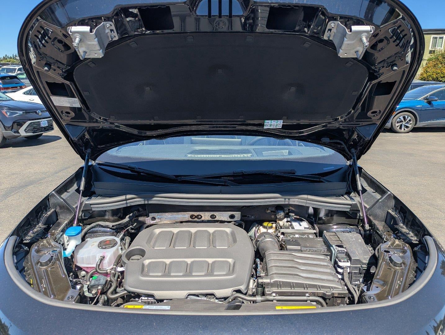 2026 Volkswagen Tiguan 2.0T SEL R-Line Turbo