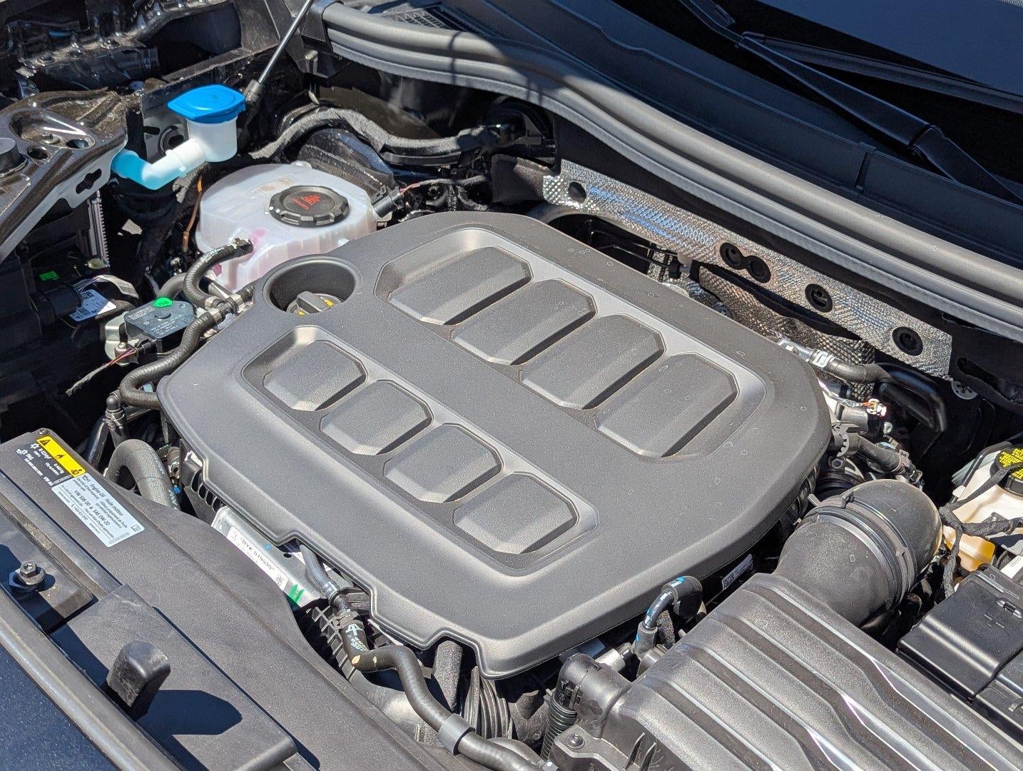 2026 Volkswagen Tiguan 2.0T SEL R-Line Turbo