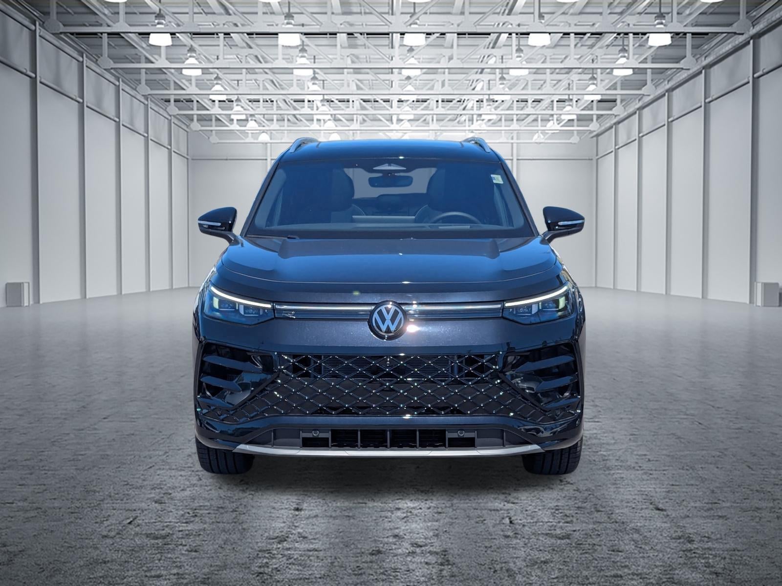 2026 Volkswagen Tiguan 2.0T SEL R-Line Turbo
