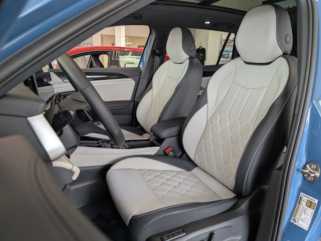 2026 Volkswagen Tiguan 2.0T SEL R-Line Turbo