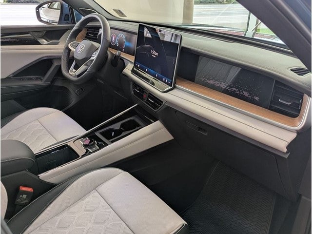 2026 Volkswagen Tiguan 2.0T SEL R-Line Turbo