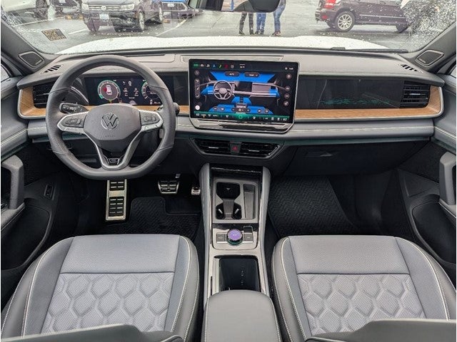 2026 Volkswagen Tiguan 2.0T SEL R-Line Turbo