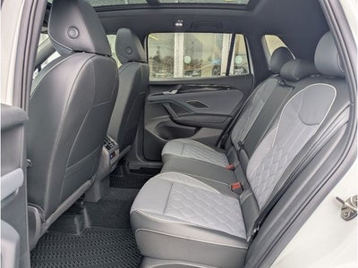 2026 Volkswagen Tiguan 2.0T SEL R-Line Turbo