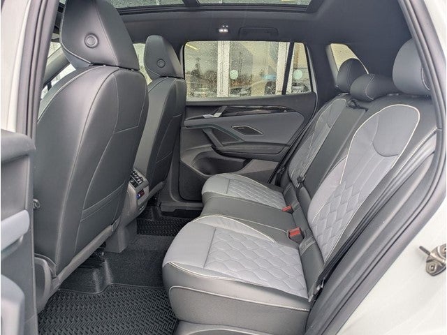 2026 Volkswagen Tiguan 2.0T SEL R-Line Turbo