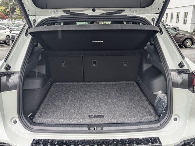 2026 Volkswagen Tiguan 2.0T SEL R-Line Turbo