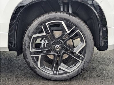 2026 Volkswagen Tiguan 2.0T SEL R-Line Turbo
