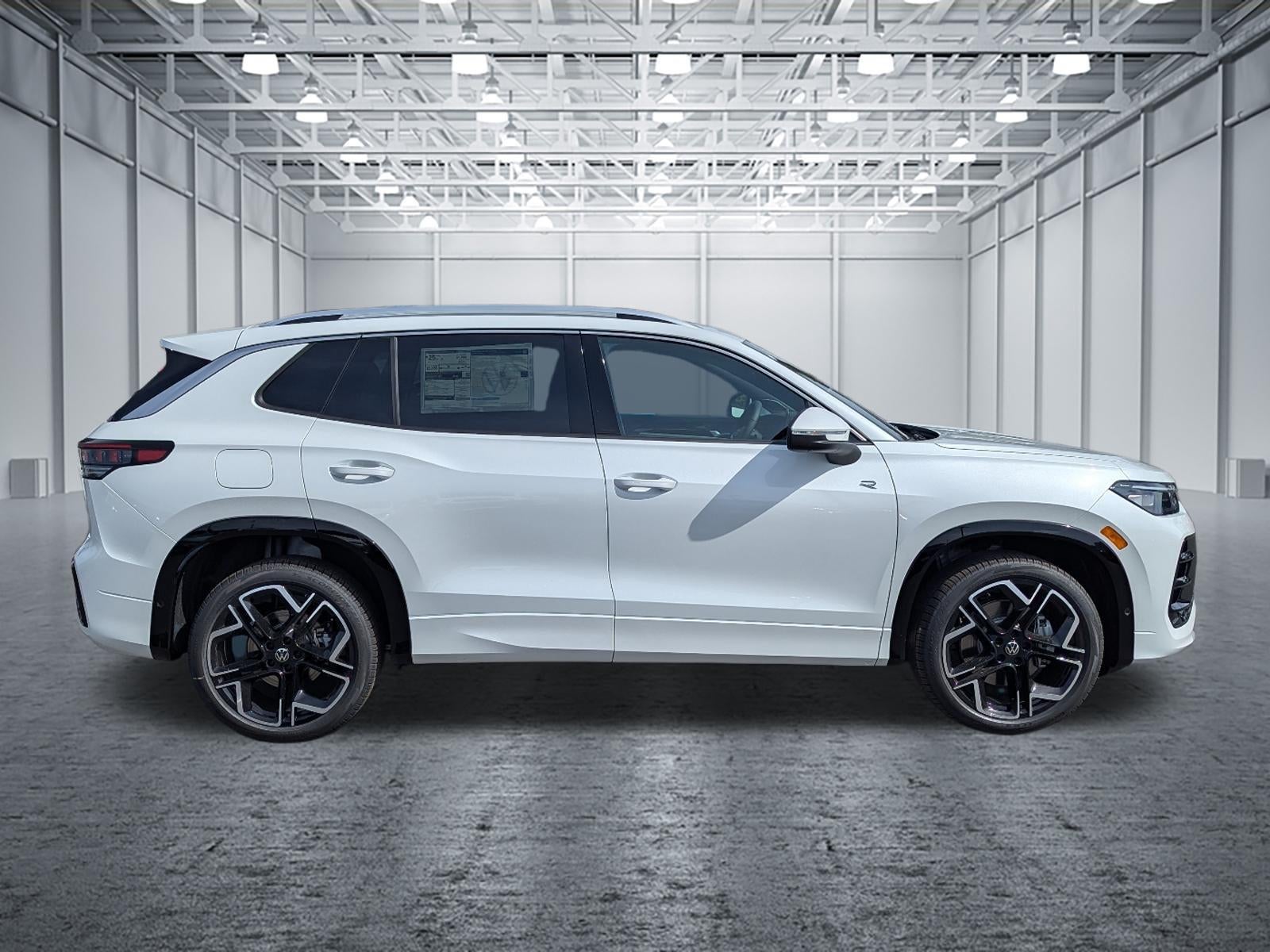 2026 Volkswagen Tiguan 2.0T SEL R-Line Turbo