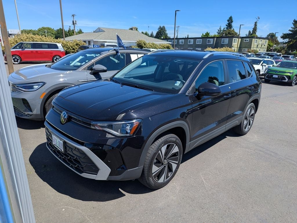 2025 Volkswagen Taos 1.5T SE