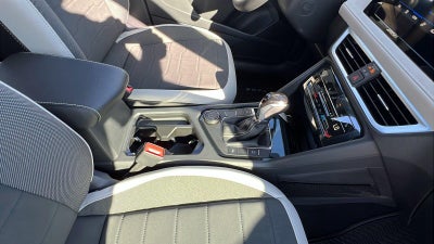2027 Volkswagen Taos 1.5T SE