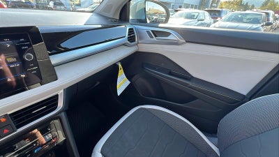 2027 Volkswagen Taos 1.5T SE