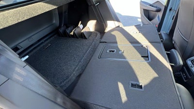 2027 Volkswagen Taos 1.5T SE