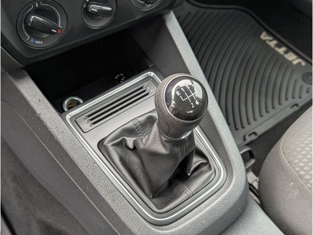 2015 Volkswagen Jetta 2.0L S