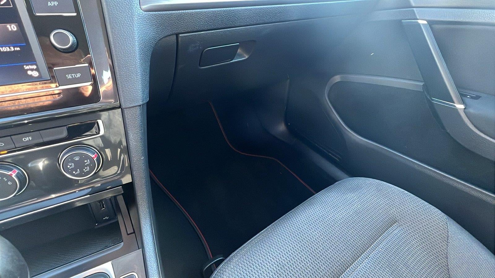 2018 Volkswagen Golf S