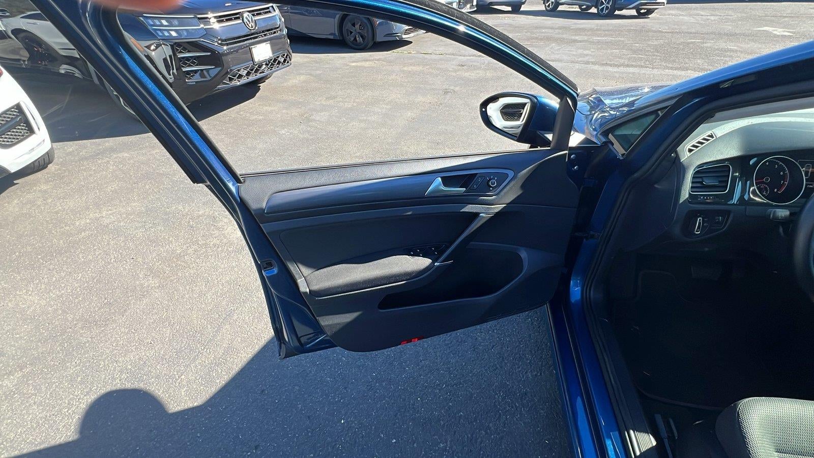 2018 Volkswagen Golf S
