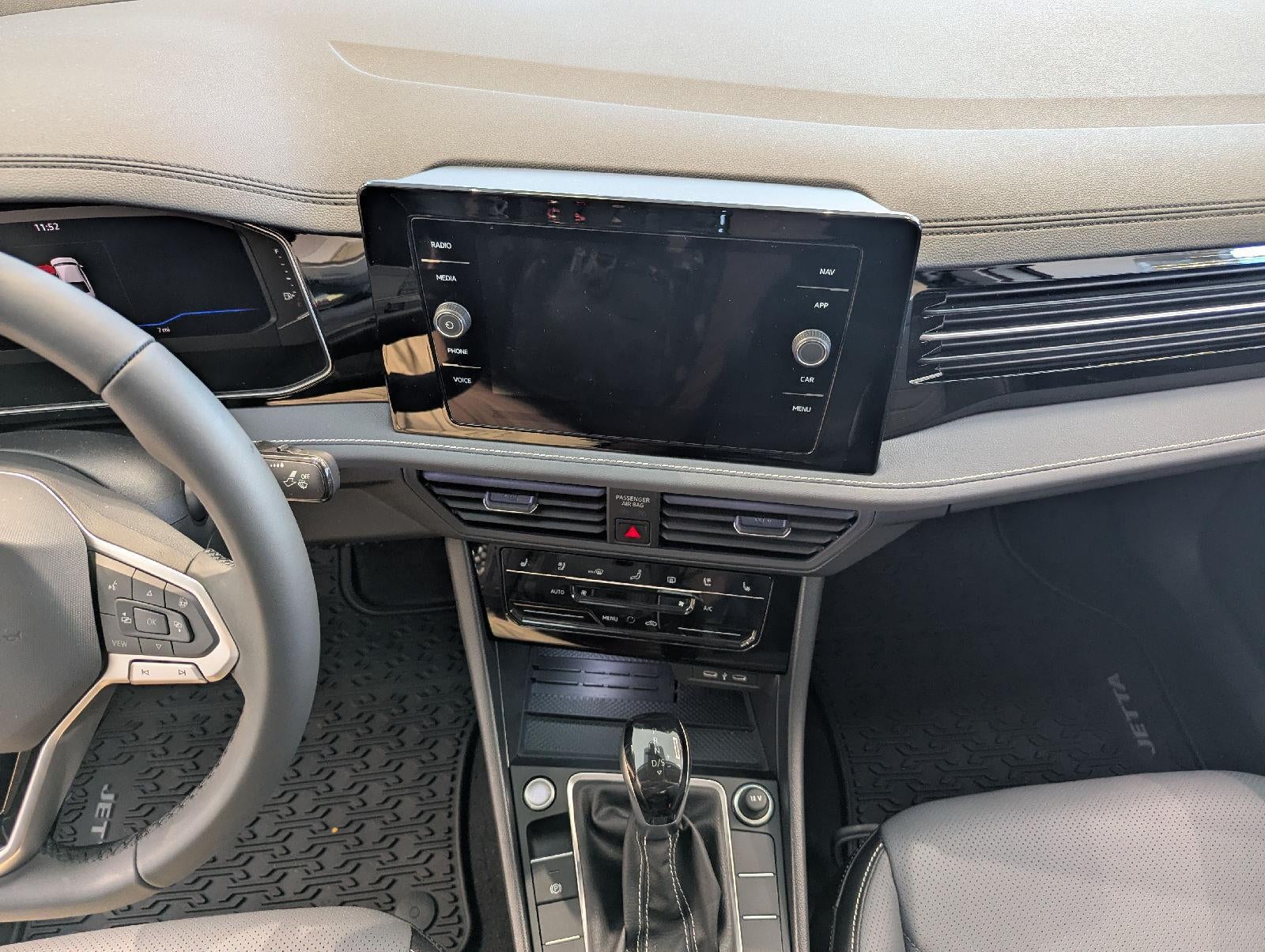 2027 Volkswagen Jetta 1.8T SEL
