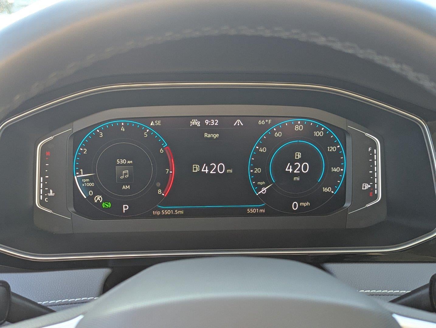 2025 Volkswagen Jetta SEL AUTO