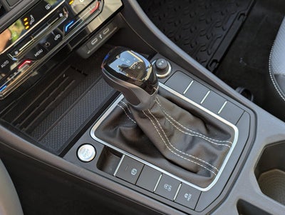 2025 Volkswagen Jetta SEL AUTO