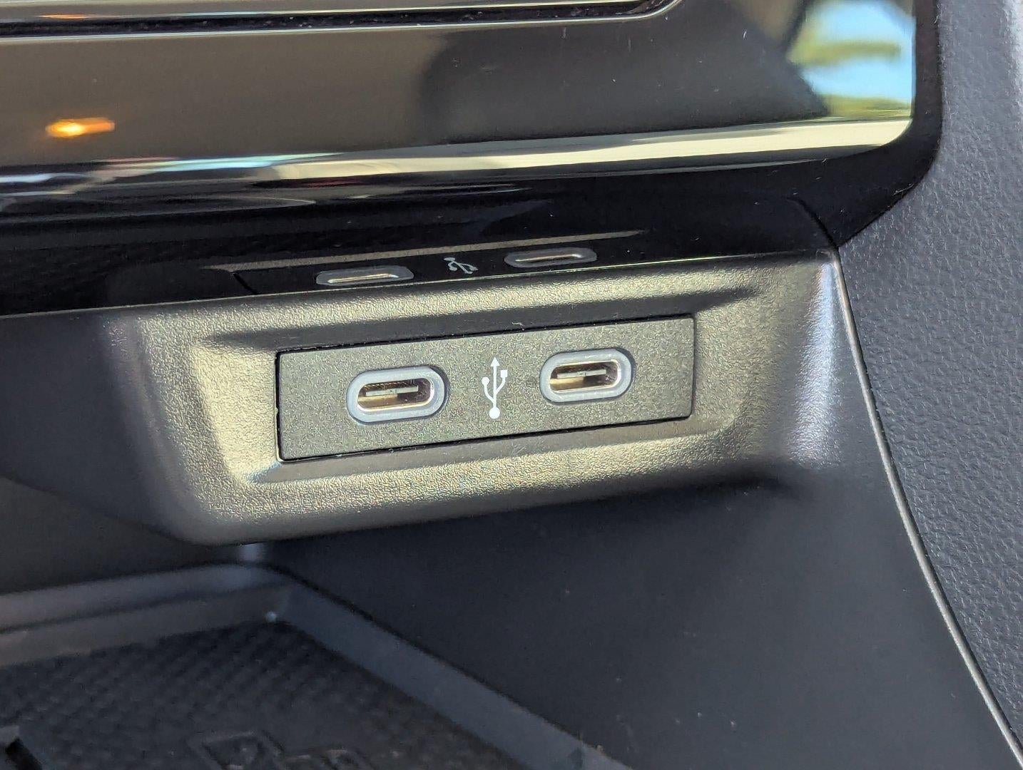 2025 Volkswagen Jetta SEL AUTO