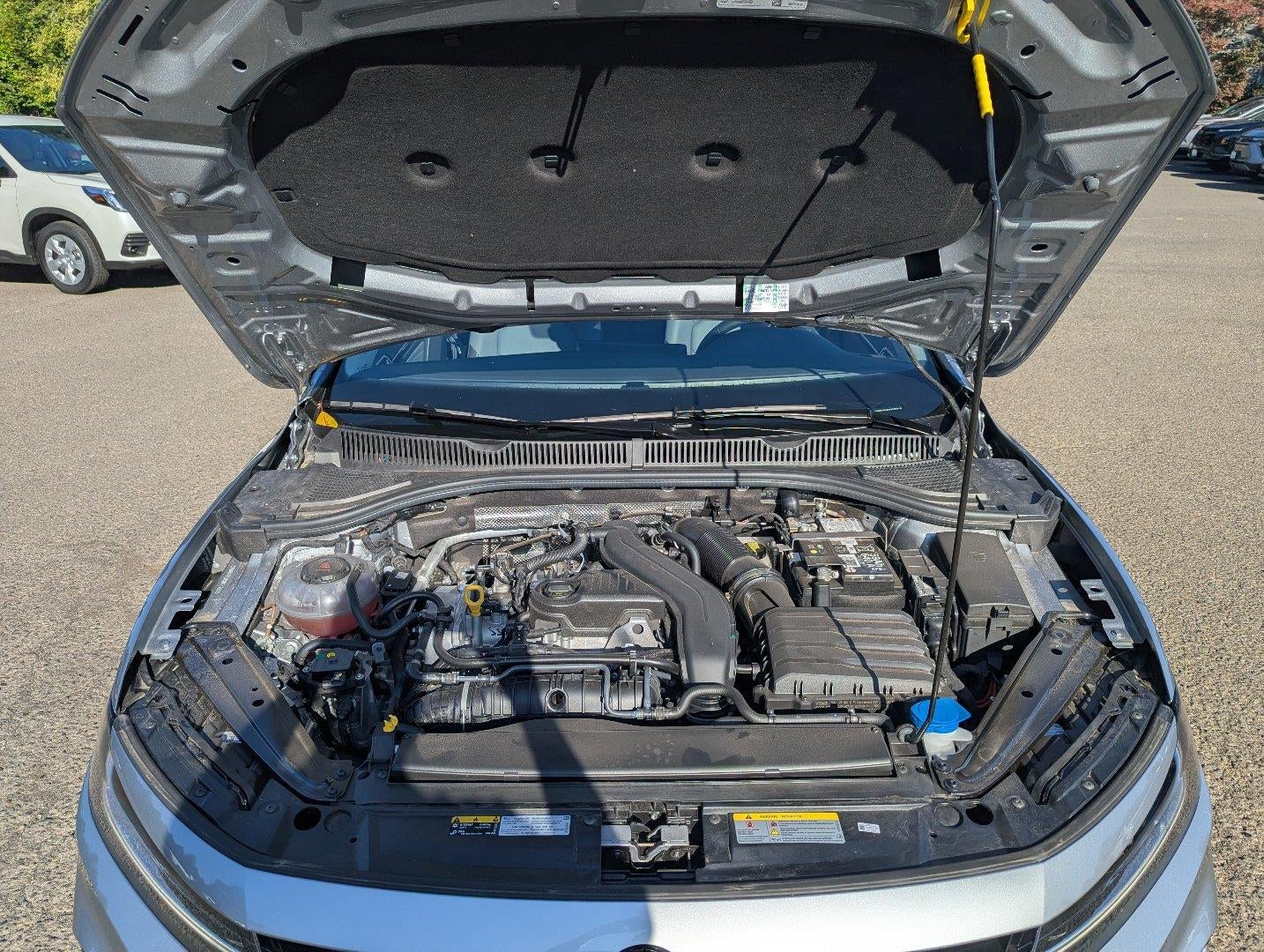 2025 Volkswagen Jetta SEL AUTO