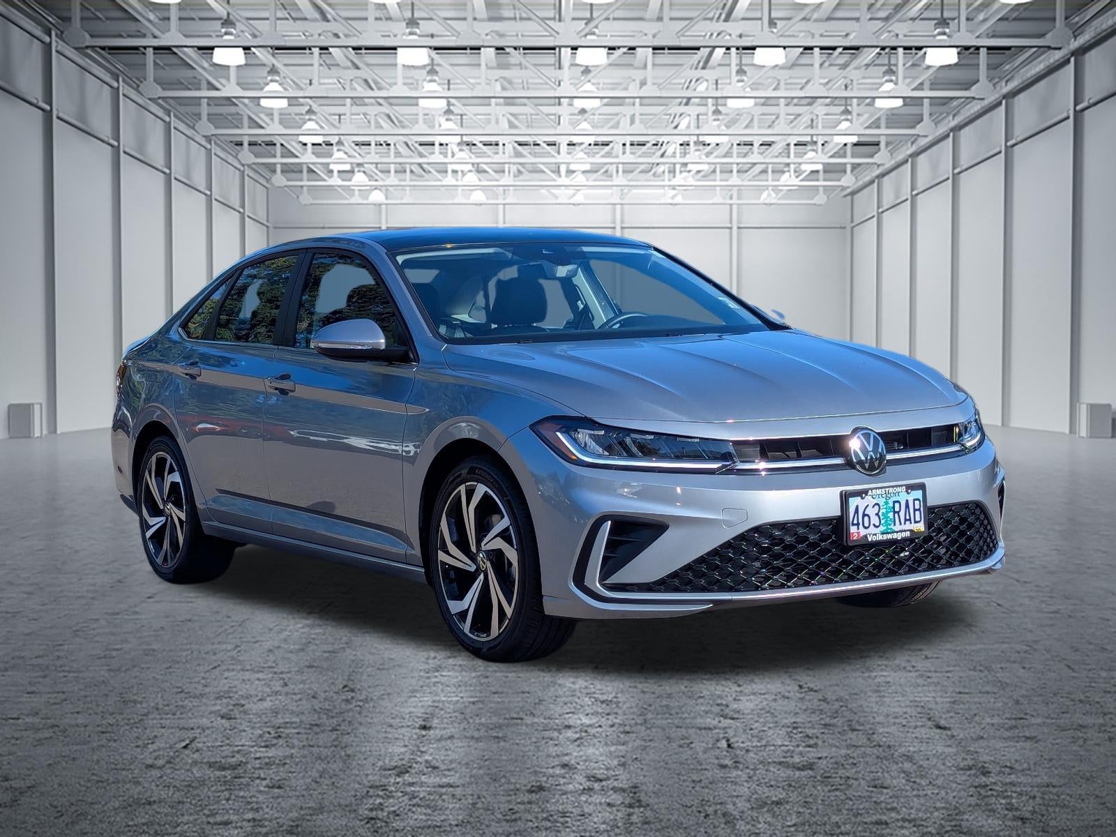 2025 Volkswagen Jetta SEL AUTO