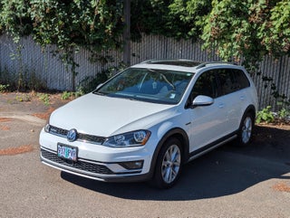 2017 Volkswagen Golf Alltrack SE