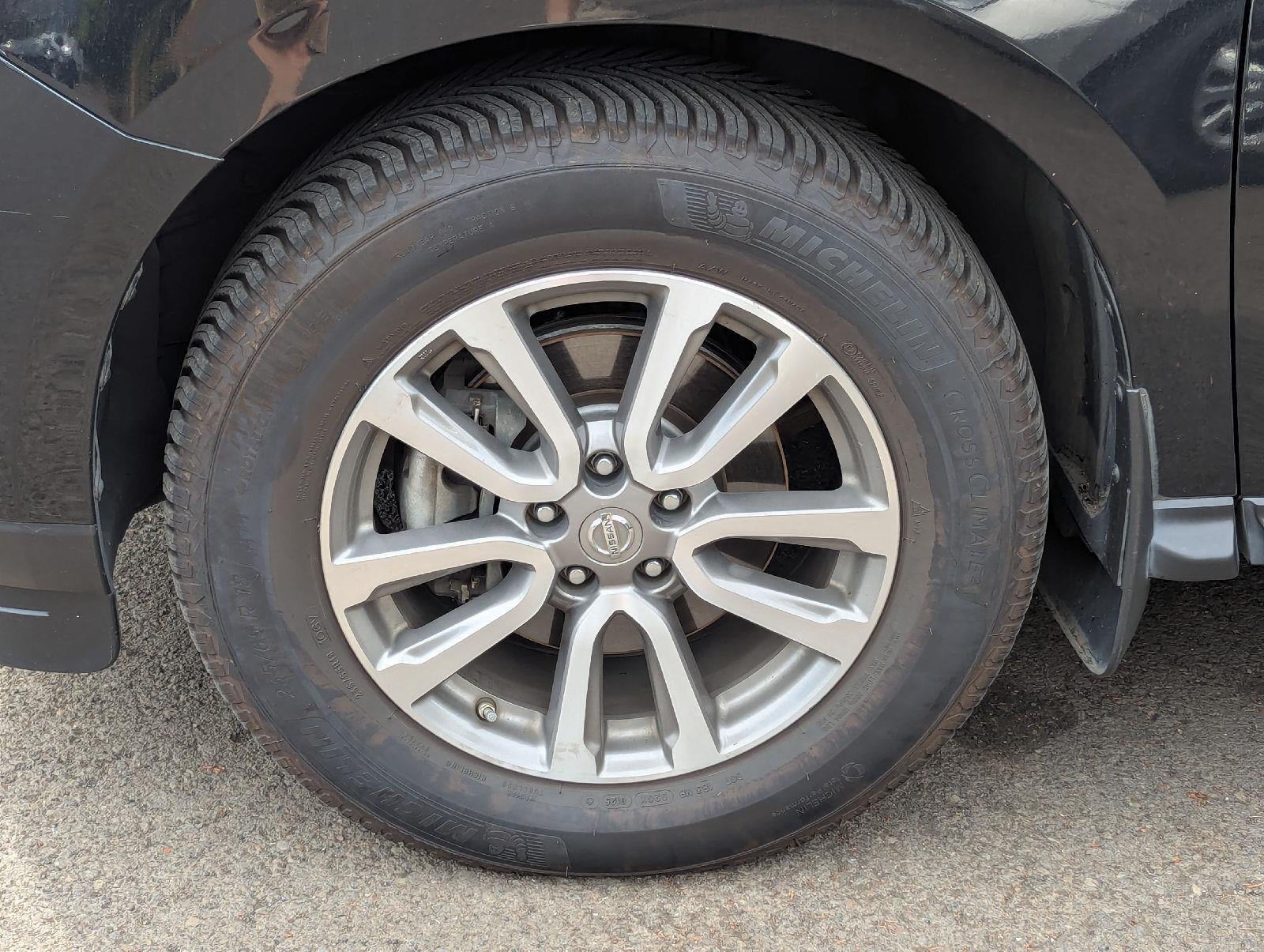 2015 Nissan Pathfinder SL