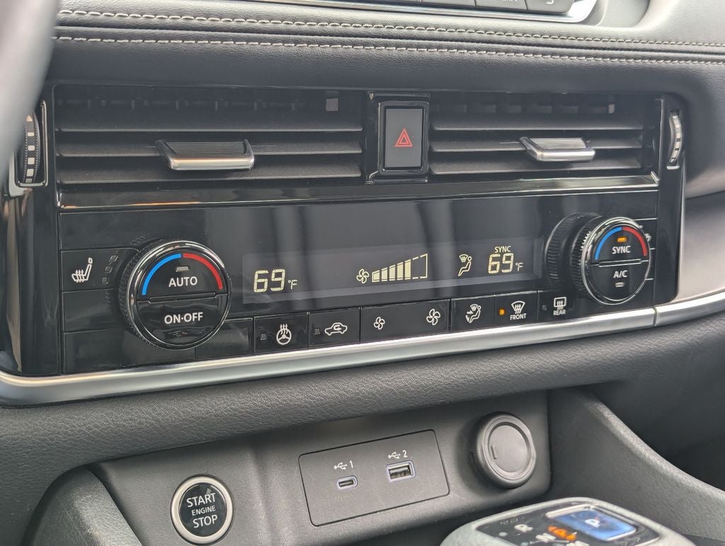 2022 Nissan Rogue SV