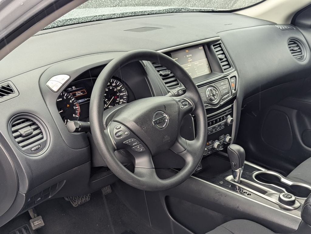 2020 Nissan Pathfinder S