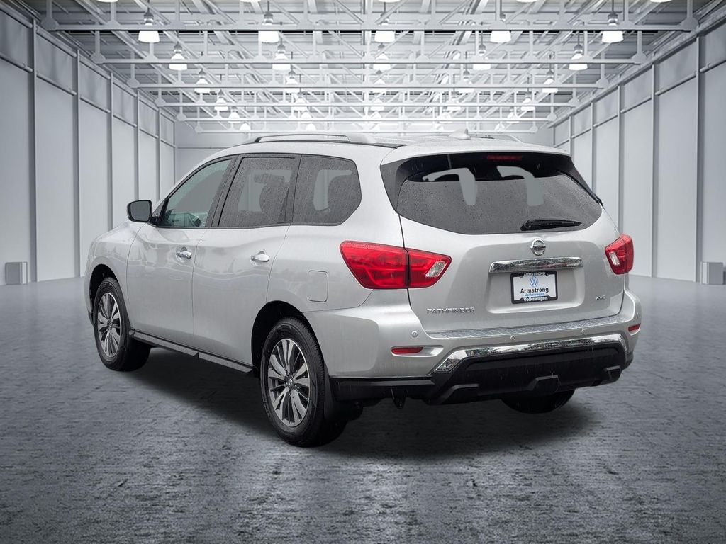 2020 Nissan Pathfinder S