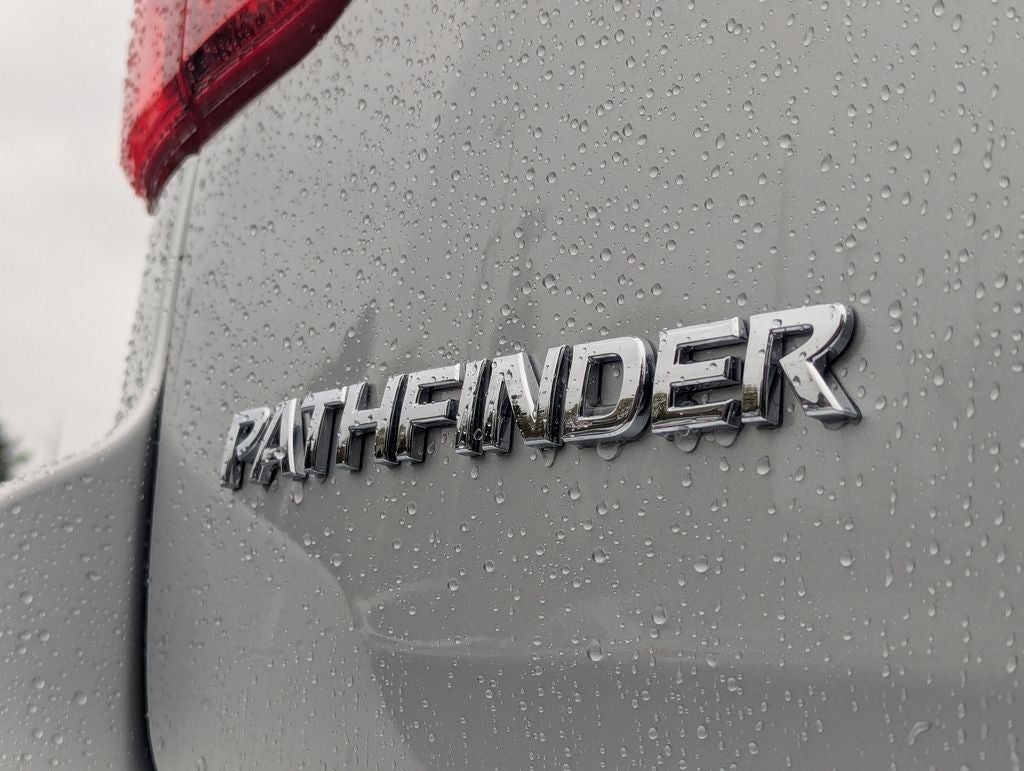 2020 Nissan Pathfinder S