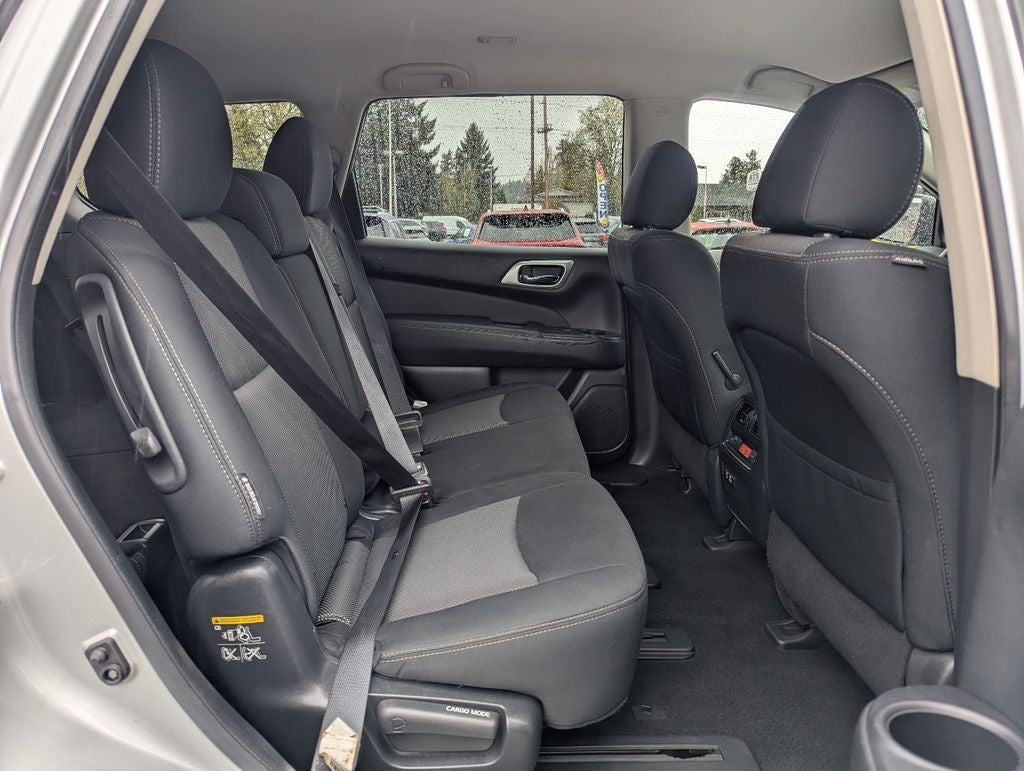 2020 Nissan Pathfinder S