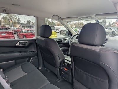 2020 Nissan Pathfinder S