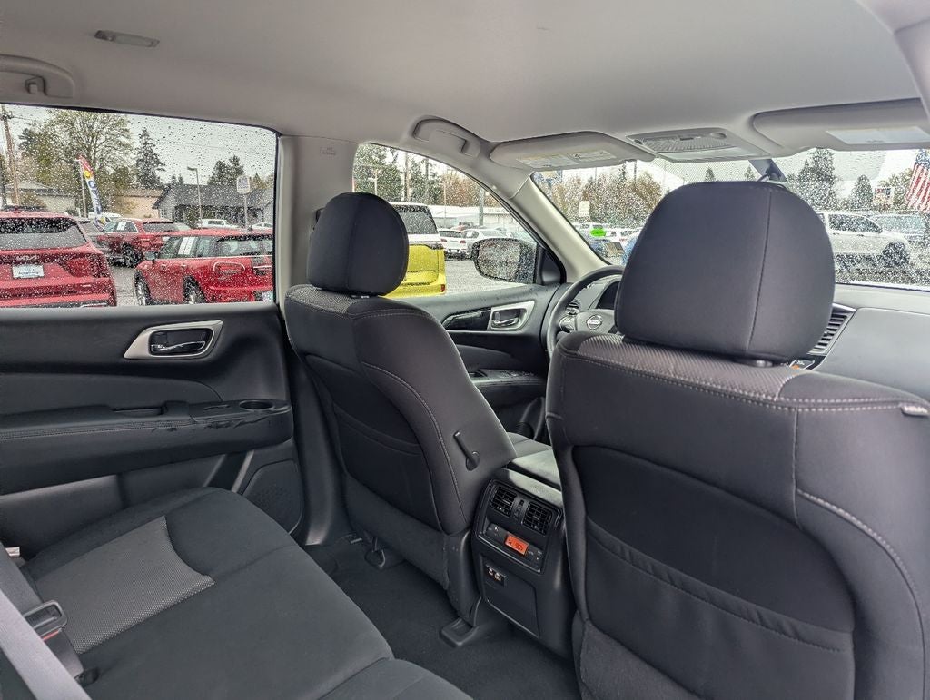 2020 Nissan Pathfinder S