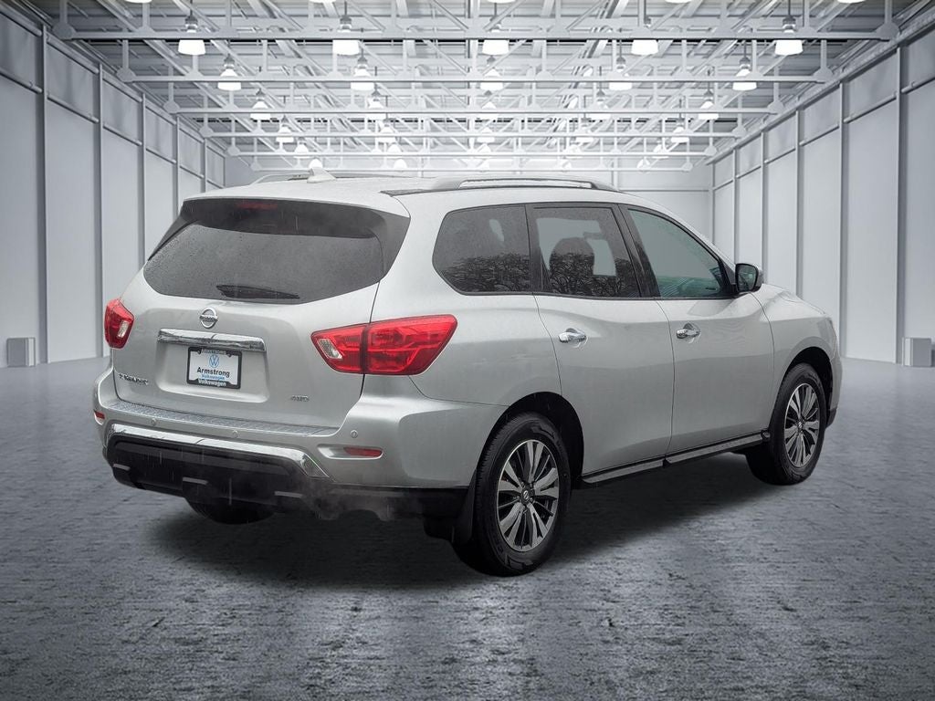 2020 Nissan Pathfinder S