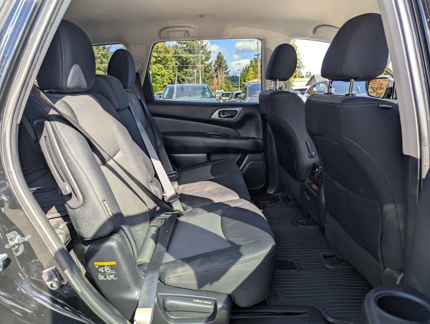 2019 Nissan Pathfinder SV
