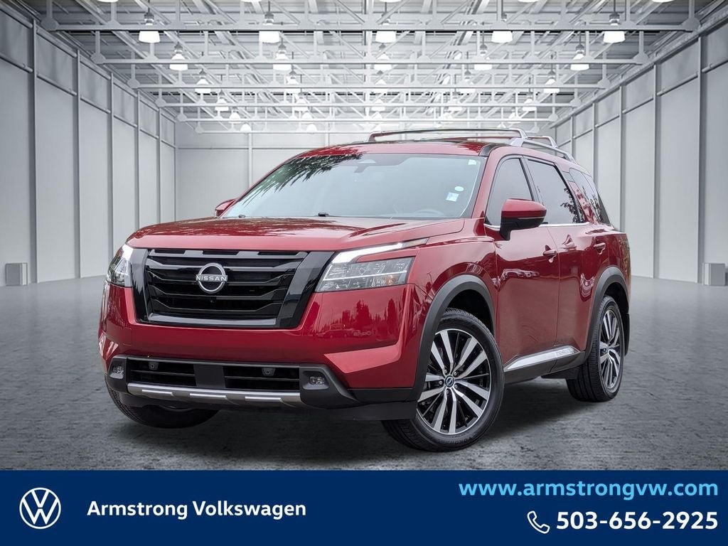 2023 Nissan Pathfinder Platinum 4WD's photo