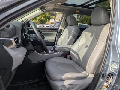 2021 Toyota Highlander Platinum