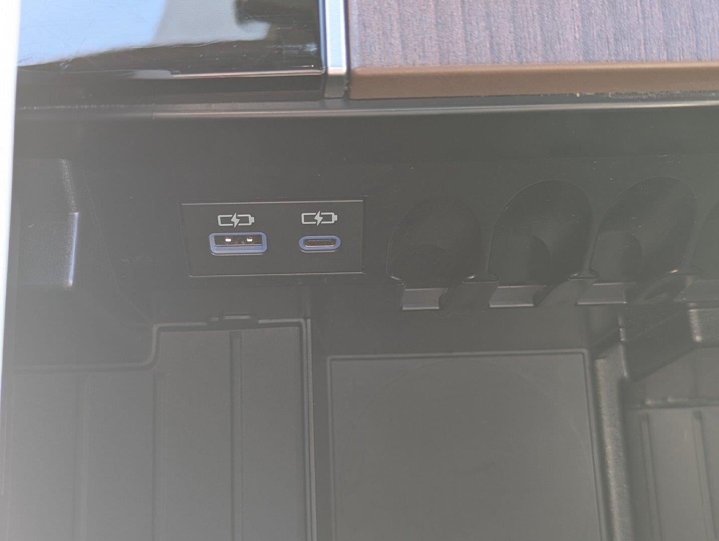 2024 Toyota Tundra Capstone HV