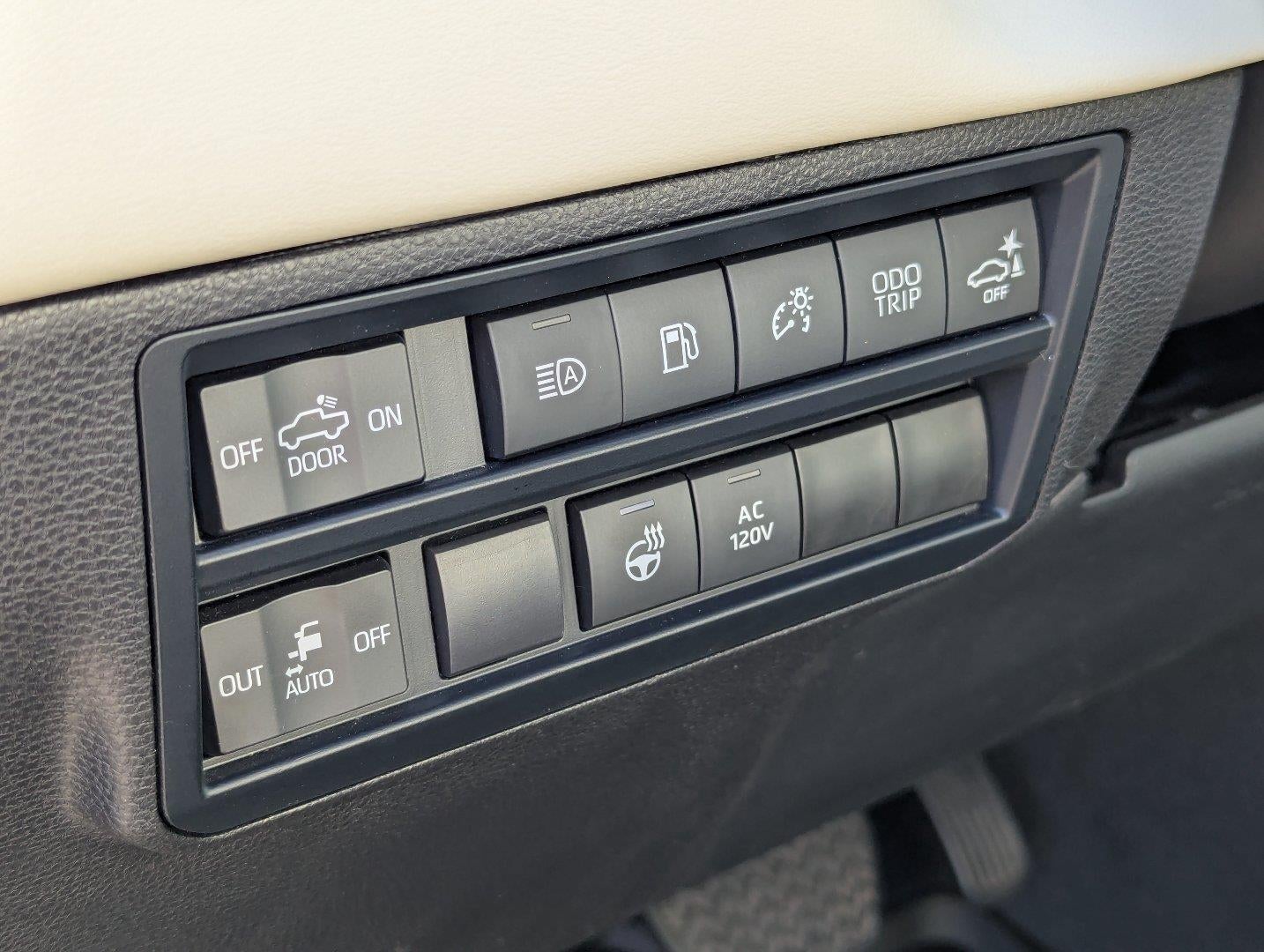 2024 Toyota Tundra Capstone HV