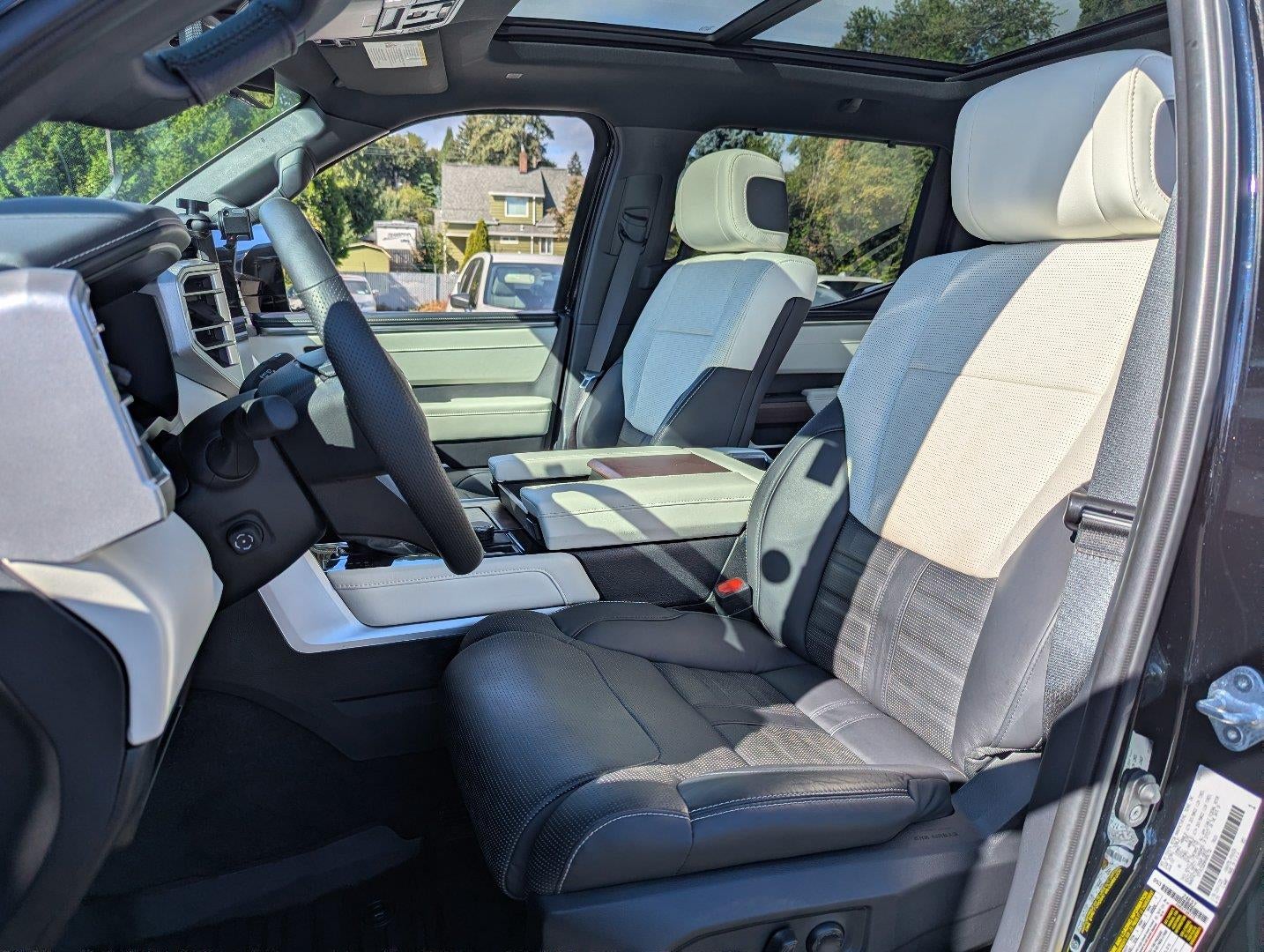2024 Toyota Tundra Capstone HV