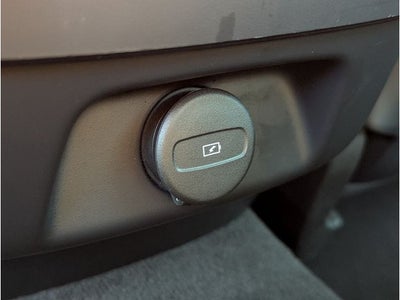 2024 Volvo S60 Core Dark Theme