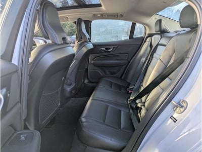 2024 Volvo S60 Core Dark Theme