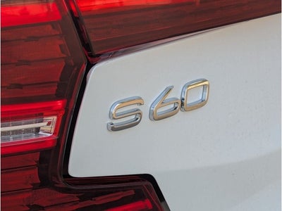 2024 Volvo S60 Core Dark Theme