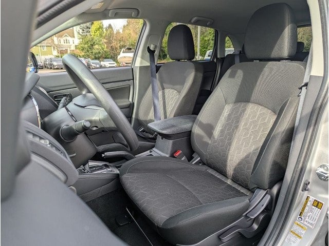 2025 Mitsubishi Outlander Sport ES