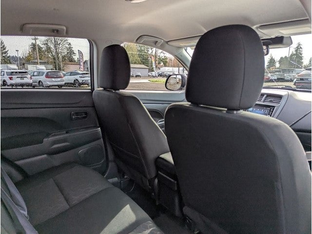 2025 Mitsubishi Outlander Sport ES