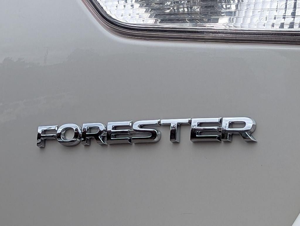 2022 Subaru Forester Base