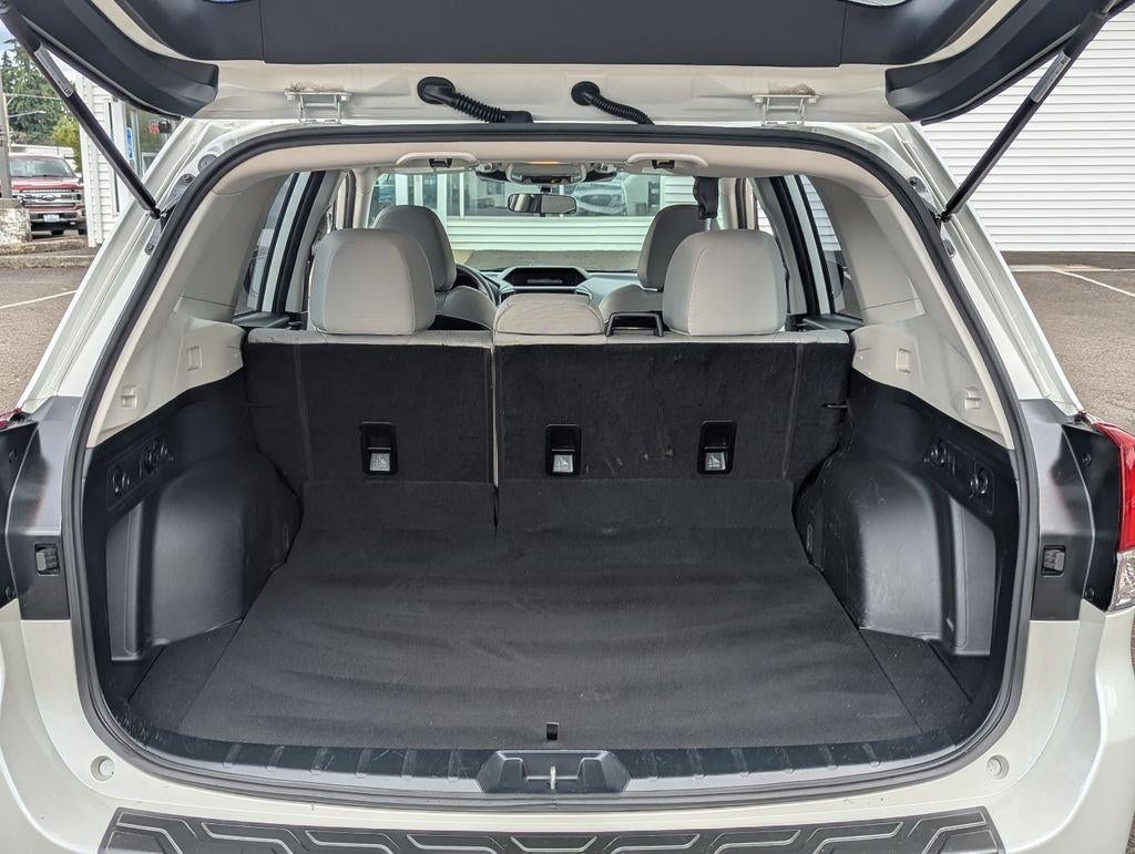 2022 Subaru Forester Base