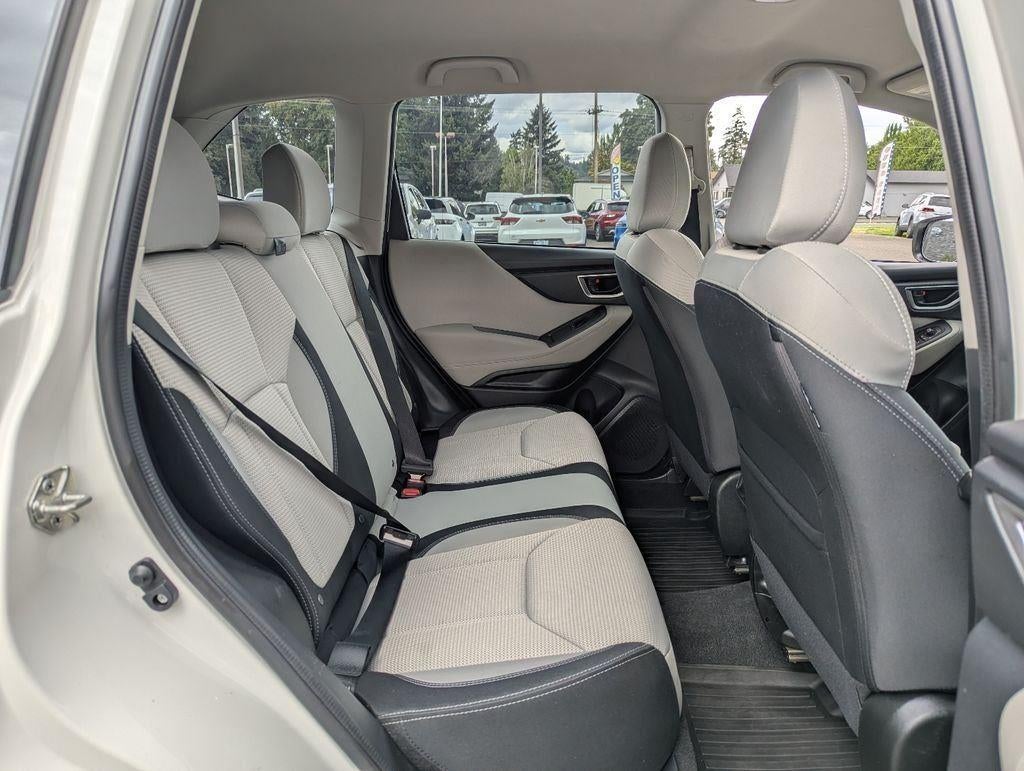 2022 Subaru Forester Base