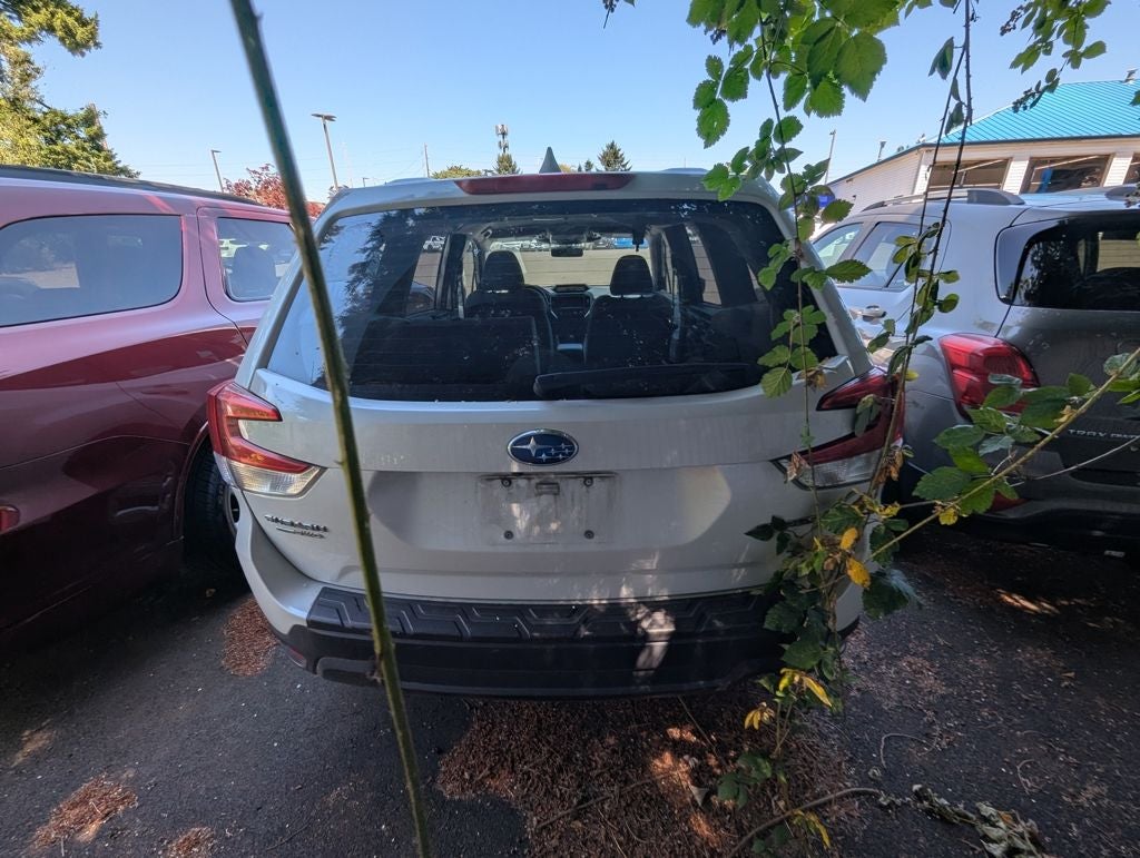 2022 Subaru Forester Base